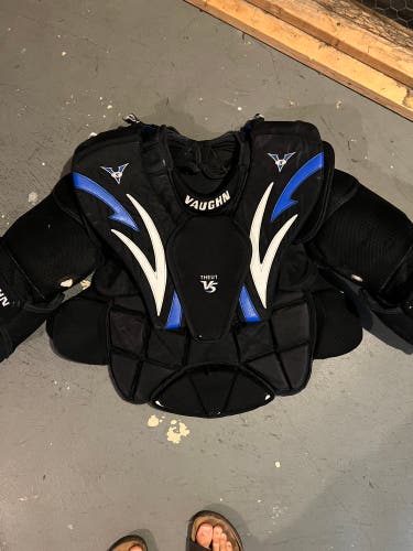 XL Vaughn Pro Stock Velocity V5 Goalie Chest Protector