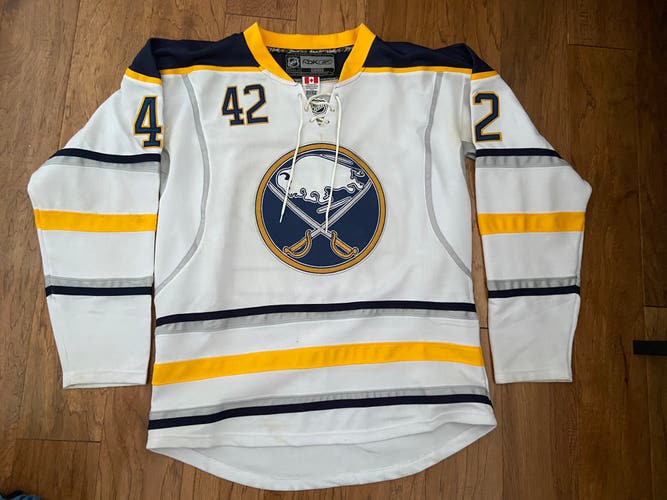 Buffalo Sabres Nathan Gerbe Sweater
