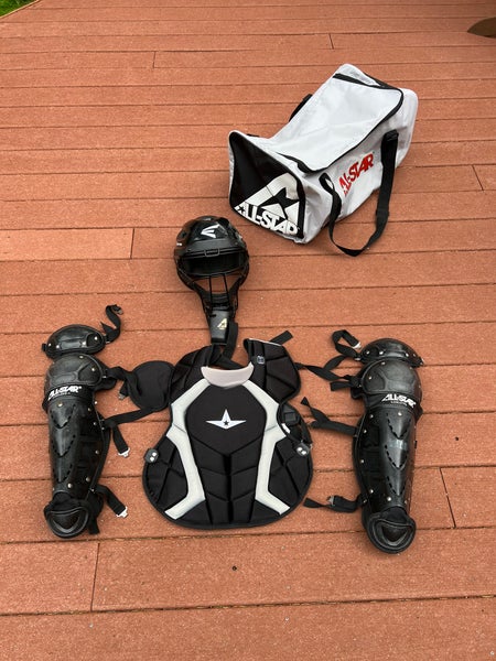 Used All Star Player's Series Catcher's Set