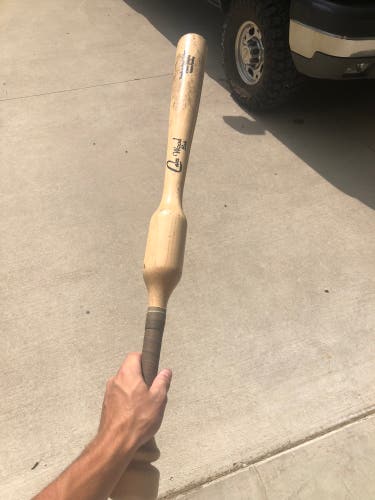 Used  (-3) 32 oz 33" Camwood Bat