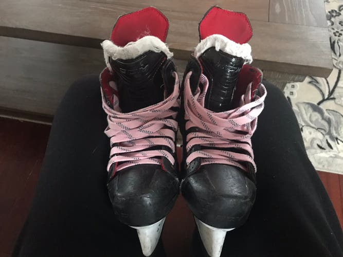 Used CCM Jetspeed 260 skates size 1