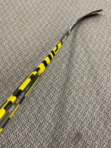 Bauer Supreme S37 P88 curve 65 flex left hand stick