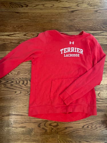 Boston University Lacrosse team issued warmup crewneck