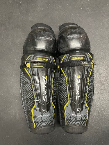 CCM  Tacks 7092 Shin Pads