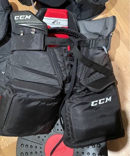 Used Large CCM  E2.5 Hockey Goalie Pants