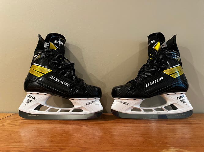 Bauer Supreme UltraSonic Size 7 Fit 2 Skates