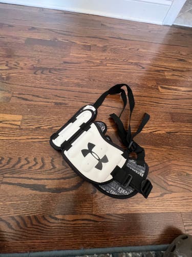 *BRAND NEW* Small Under Armour Spectre Shoulder Pads