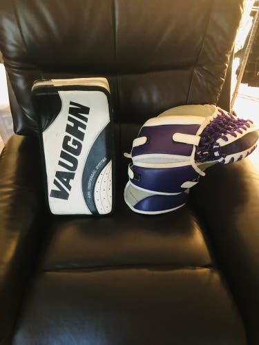 Vaughn B4000 blocker and Smith Pro catcher, excellent condition
