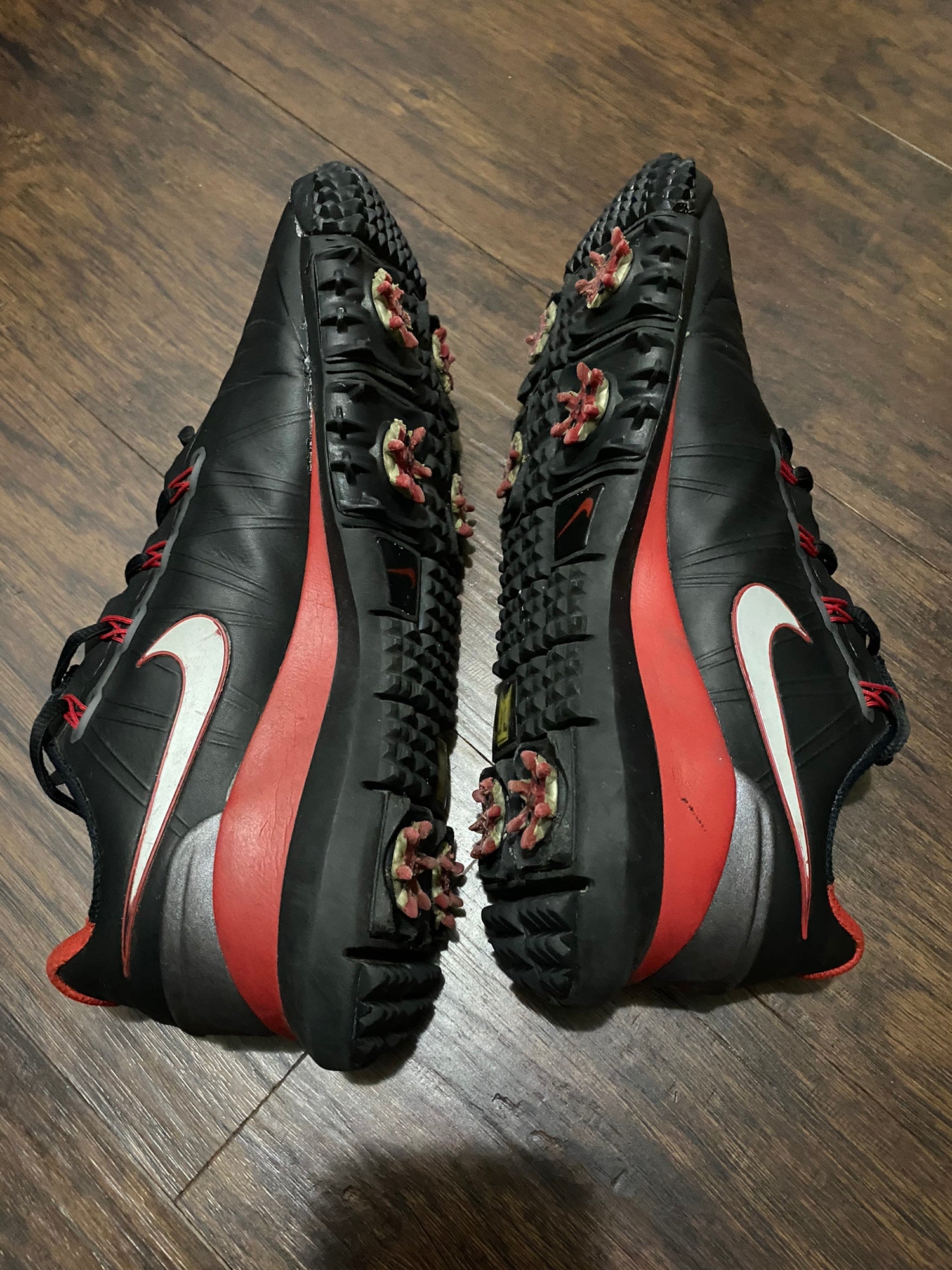 Nike Tiger Woods Golf TW14 shoes cleats sz 10.5 red | SidelineSwap
