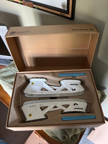 Marsblade I2 ice skate holder kit brand new size 272