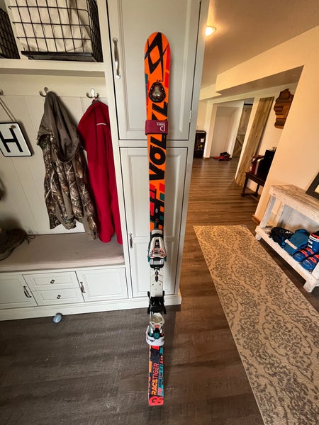 Used Unisex 2016 Volkl Racing Racetiger GS Skis With Bindings Max Din 16
