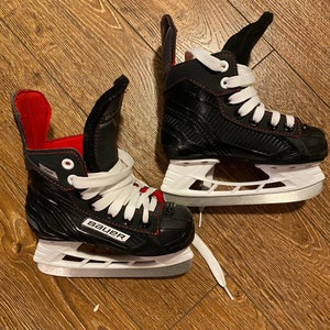 New Bauer Ns Hockey Skates Size 10.5 youth