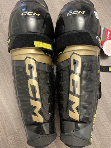 CCM Tacks AS-V Pro Shin Guards