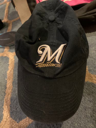 Milwaukee brewers hat