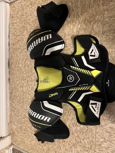 Warrior alpha dx4 shoulder pads