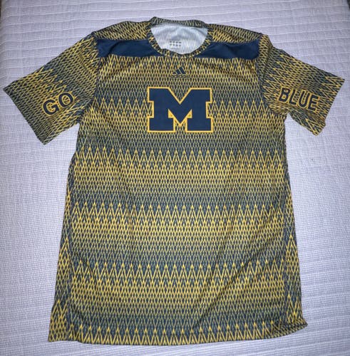 Michigan Lacrosse Team Issued Shooter