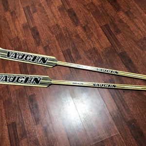 1 New Senior Vaughn Regular Pro Elite Goalie Stick 25" MID BLADE CURVE