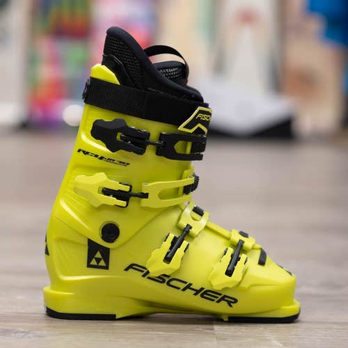 Fischer Racing RC4 Jr 70 Thermoshape 21.5 Ski Boots Soft Flex
