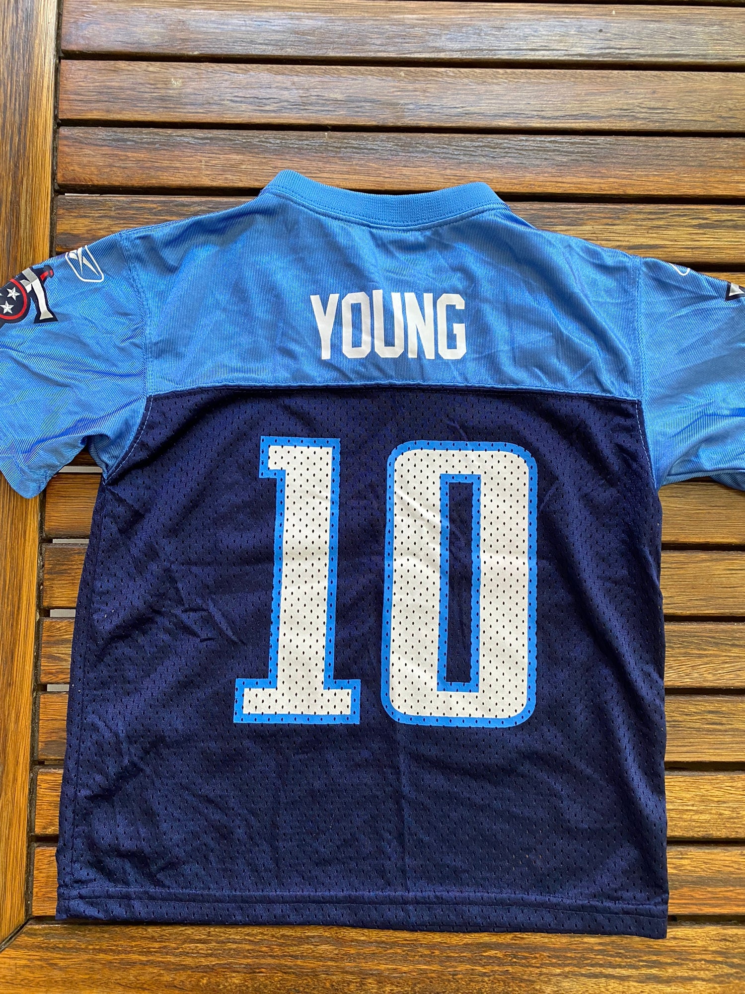 VINCE YOUNG 09 UPPER DECK GAME DAY GEAR JERSEY TENNESSEE TITANS