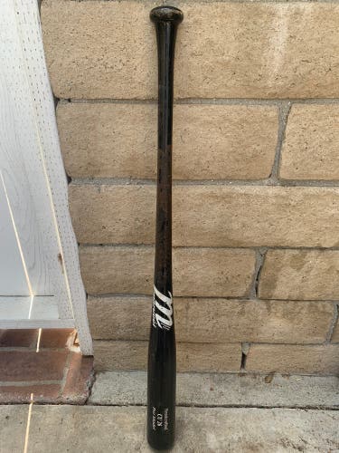 Marucci Wood (-3) 30 oz 33" CU26 Pro Model Bat