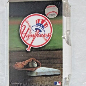 NFL New York Yankees Mini 3"x4" Note Pads Plastic Case w/pen by National Design