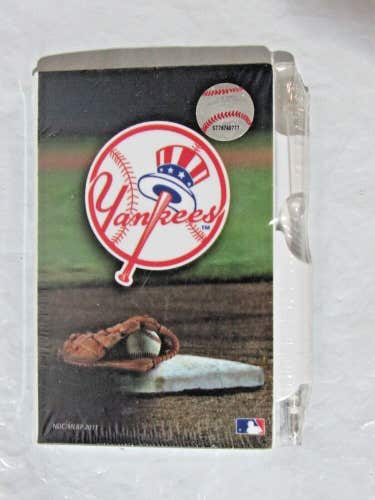 NFL New York Yankees Mini 3"x4" Note Pads Plastic Case w/pen by National Design