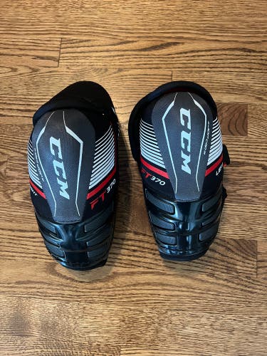 New Medium CCM  JetSpeed FT350 Elbow Pads