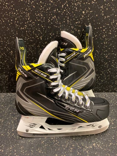 New CCM Regular Width Size 6.5 Tacks 5052 Hockey Skates