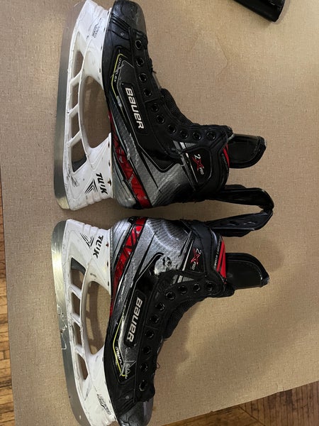 Senior Used Bauer Vapor 2X Pro Hockey Skates Regular Width Pro Stock Size 7