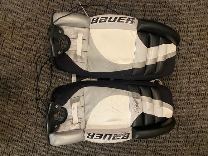 Bauer Youth Goalie Pads 24”