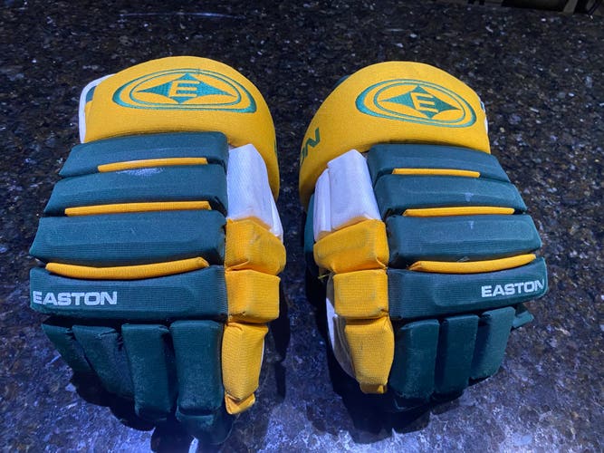 Used Easton GREEN & GOLD Gloves 14"
