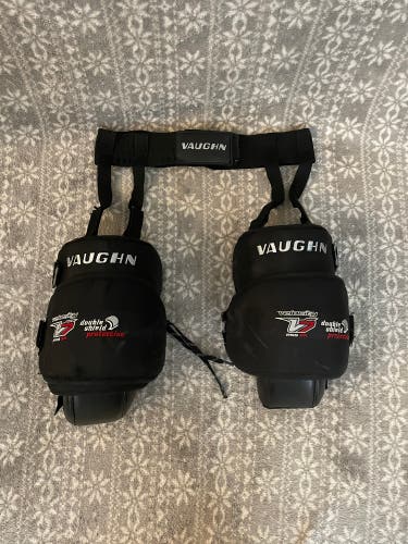 Vaughn Velocity V7 Pro XR Knee Pads Size SR