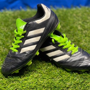 Used Adidas Junior 01 Soccer Cleats size 4Y