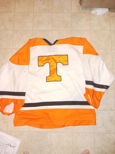 University of Tennessee Hockey goalie jersey 58G
