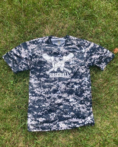 Westfield State Baseball T shirt Large