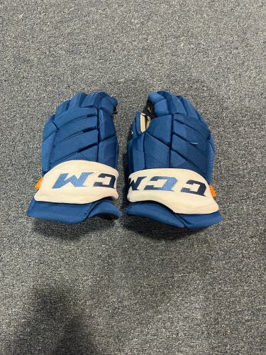 Game Used Blue CCM JetSpeed Pro Stock Gloves Colorado Avalanche #22 15”
