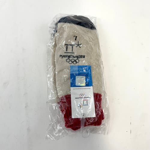 RARE - Brand New Mittens from 2018 United States Hockey Olympic Team Issued