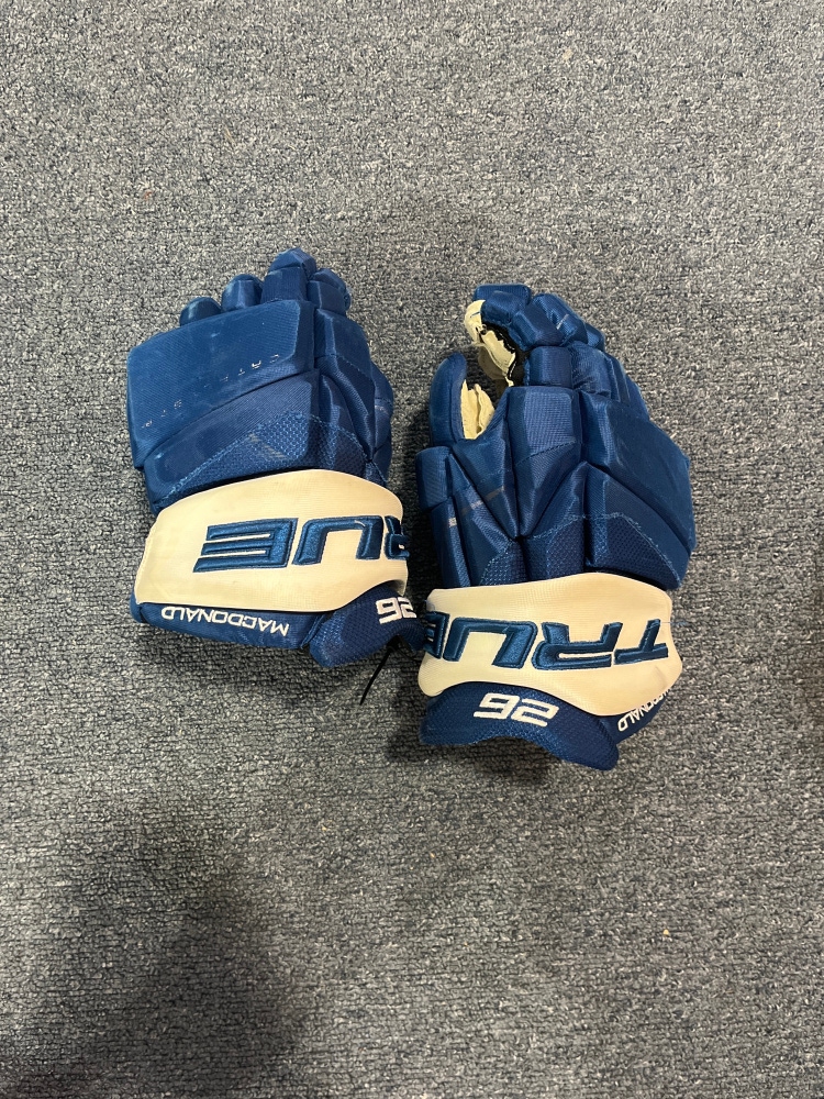 Game Used Blue True Catalyst 9X Pro Stock Gloves Colorado Avalanche MacDonald 14”