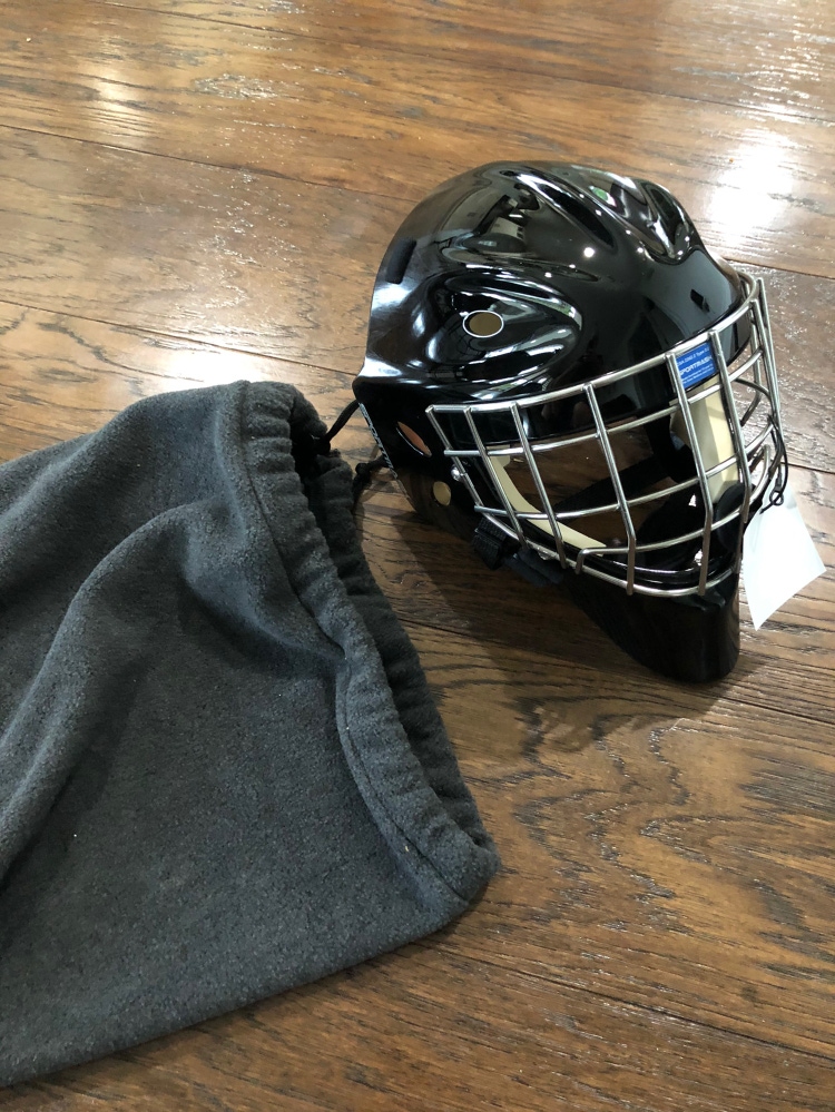 Senior New Sportmask Goalie Mask X8  SR SIZE M