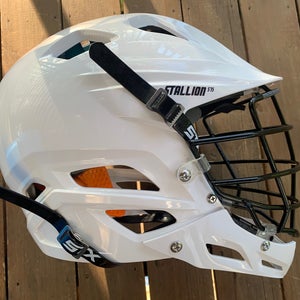 Player's STX Stallion 575 Helmet