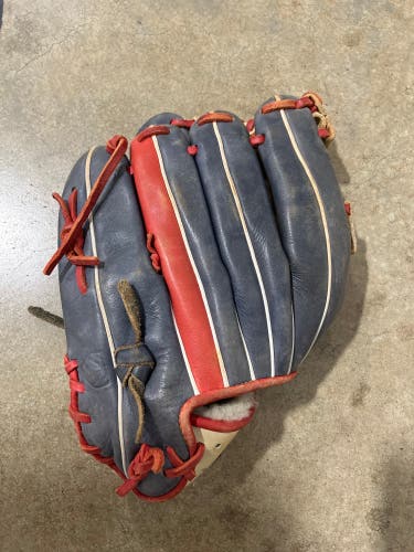 44 Pro Glove youth signature series 11.5