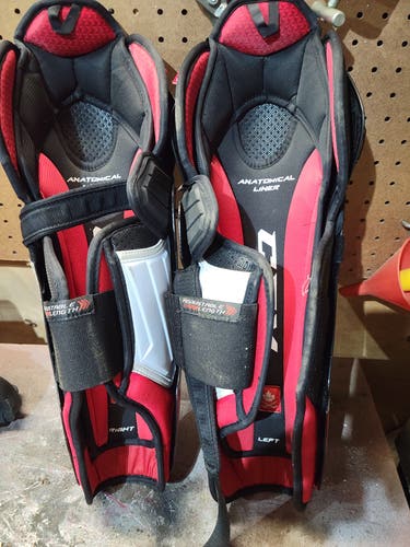 Used CCM JetSpeed FT4 Shin Pads