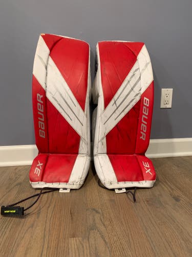 32" Bauer Pro Stock Vapor 3X Goalie Leg Pads
