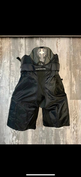 Junior hockey pants size XL