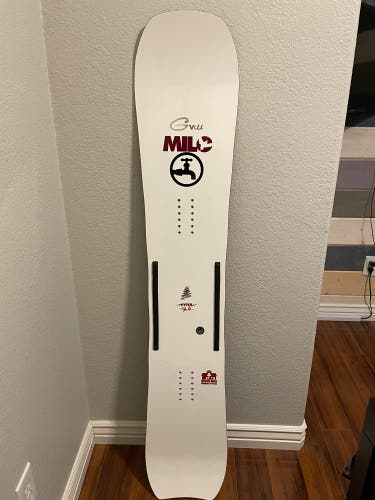 2022 Gnu Hyper Snowboard 154
