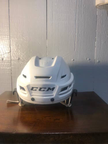 Used Small CCM Tacks 110 Helmet