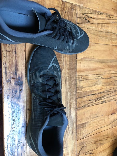 NIKE MERCURIAL VAPOR 14 Club TF. Turf soccer cleats