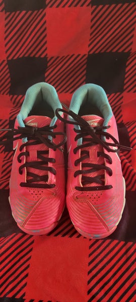 Size 2Y Pink Used Kid's Molded Cleats Nike Low Top