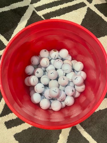 !SALE! Bucket Of 90 Mixed Golf Balls