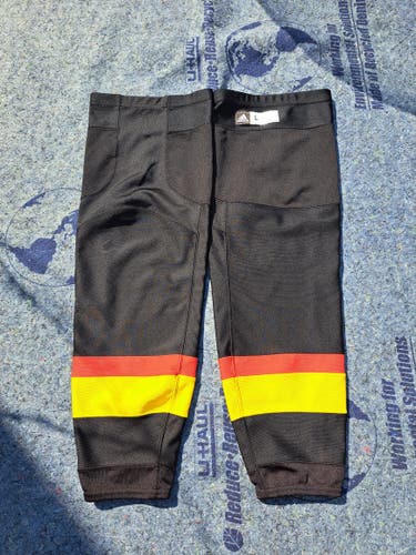 Vanvouver (Classic)Large Adidas Socks Pro Stock